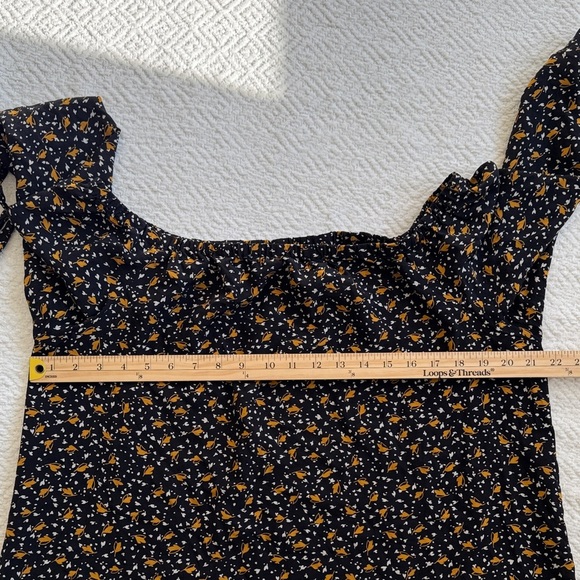 Madewell Black and Yellow Floral Blouse 100% Silk Size L - Picture 5 of 6